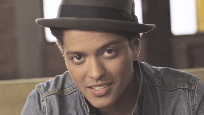 Bruno Mars - Just The You Are